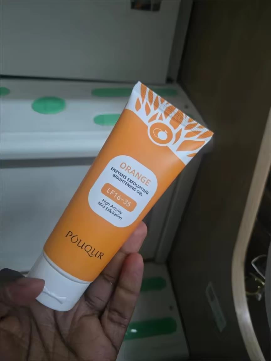 Orange Gel Exfoliant Éclaircissant